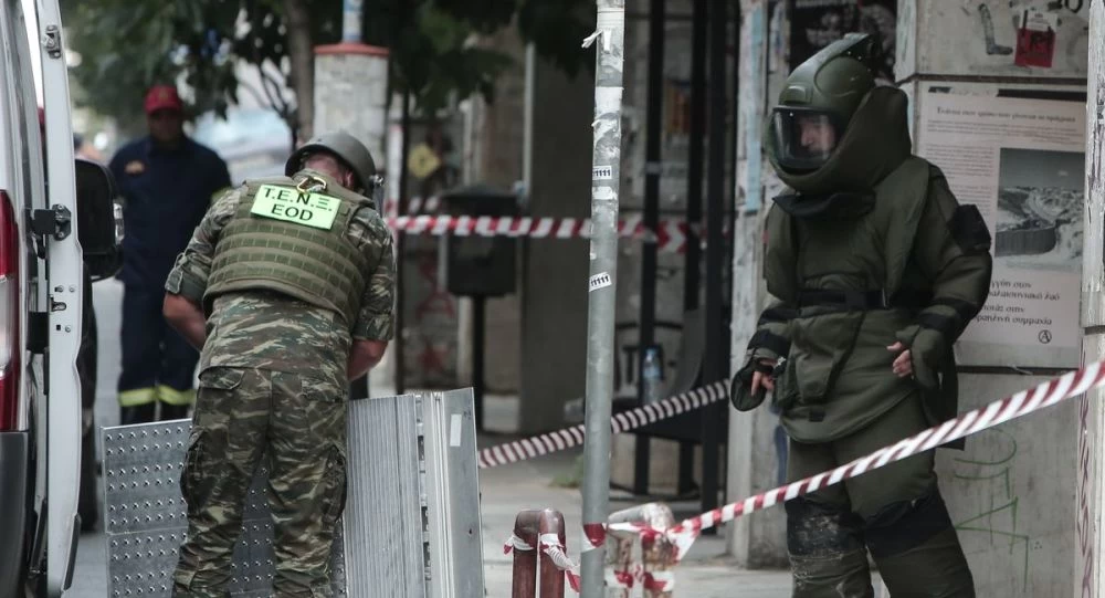 Συναγερμός στην ΕΛ.ΑΣ: Εντοπίστηκε χειροβομβίδα σε δημοτικό γυμναστήριο
